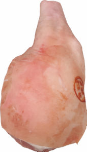 Svinjsko pleče s kožo, kračo in nogami tenis SI, II.kategorija