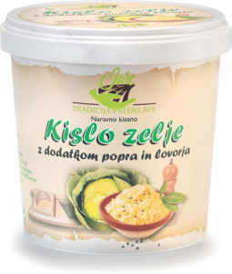 Kislo zelje z dodanim poprom in lovorjem SLO, pak. 1 kg