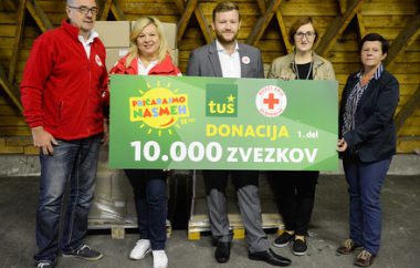 V Tušu zbrali kar 5.000 zvezkov za šolarje širom Slovenije